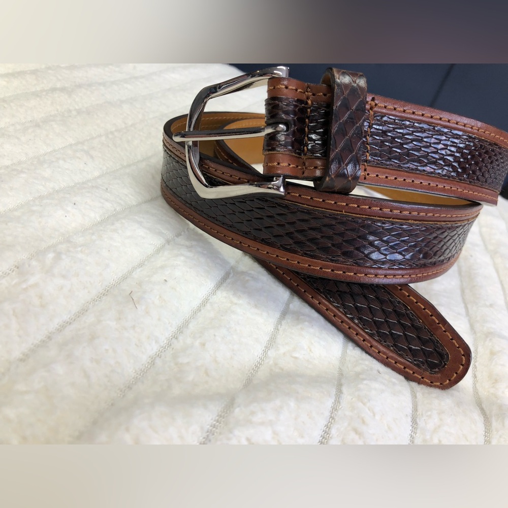 Johnston & Murphy EUC G7 Textured Brown Leather Belt size 40